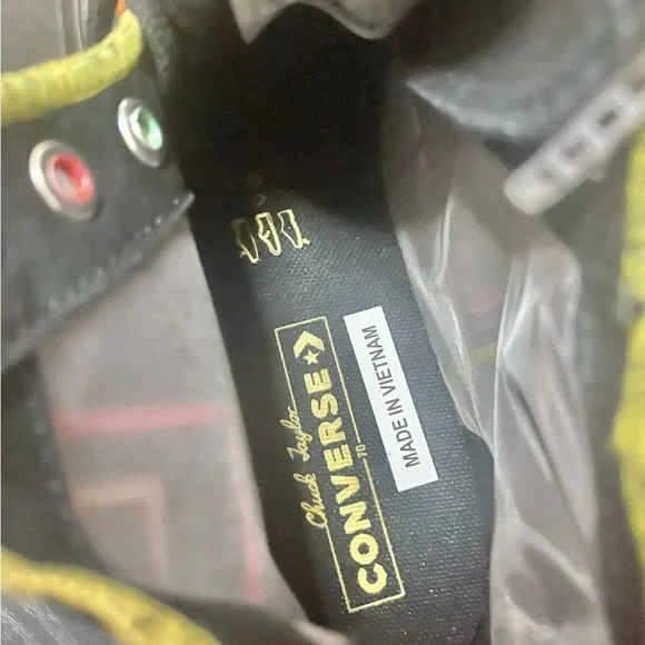 Converse Skateboarding Shoes Mens 9 Chuck Taylor All Star Hi Chinese New Year - Picture 8 of 9